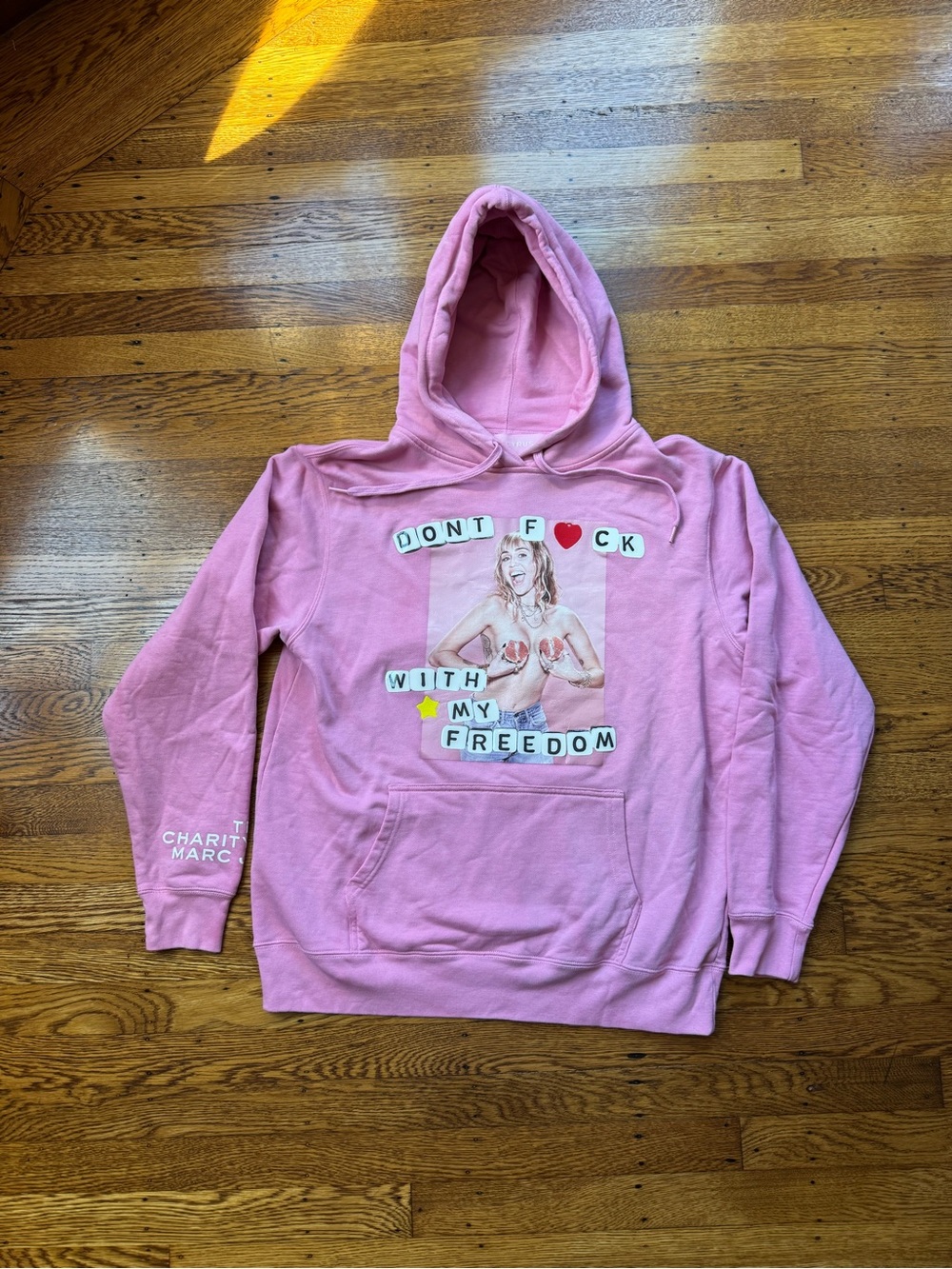 Miley Cyrus x Marc Jacobs Don’t F*ck With My Freedom The Charity Hoodie Size M